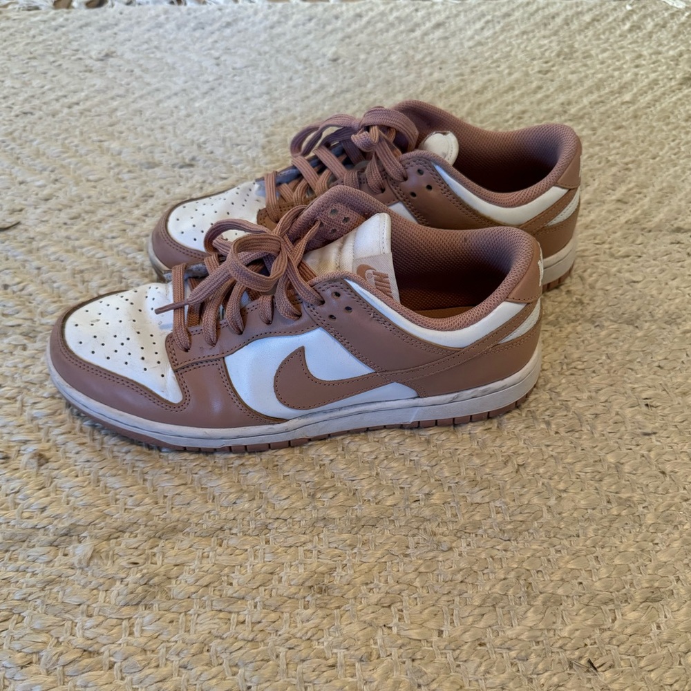 Nike Dunks